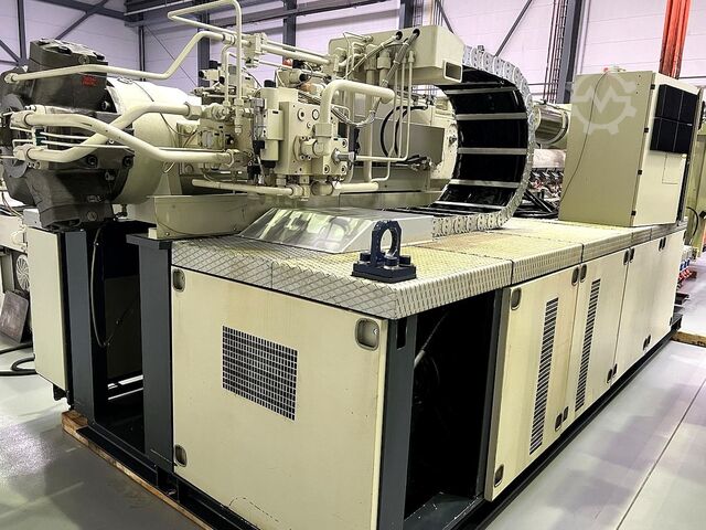 Spritzgießmaschine KraussMaffei KM 650 - 8000 CM