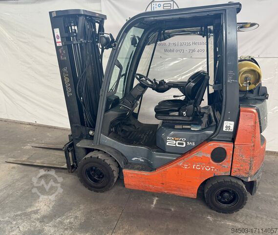 Forklift Toyota Tonero 02-8FGKF20