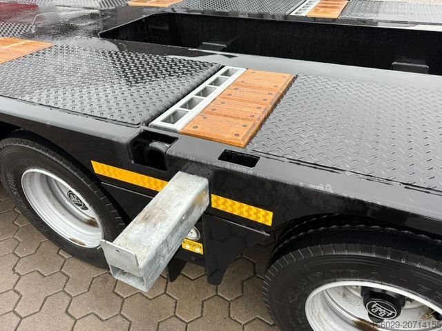 Tieflader-Sattelauflieger KÄSSBOHRER K.SLA R 4 / 2N 18/40 Tieflader Radmulden tele