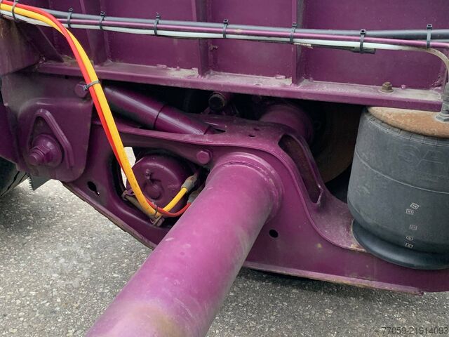 Swap body semitrailer DENNISON Extendable 1x20'/2x20' /1x40'  (6.X)