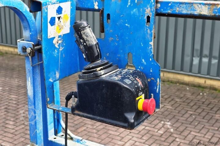 Scissor lift Genie GS2646 Electric, Working Height 9.80m, Capacity 45