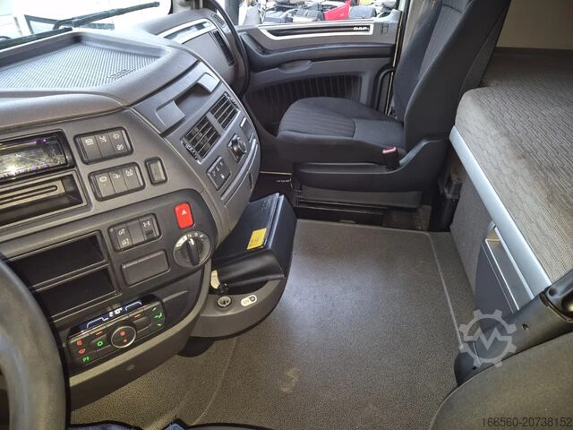 Standard-Traktor DAF XF 480 FT SPACE CAB