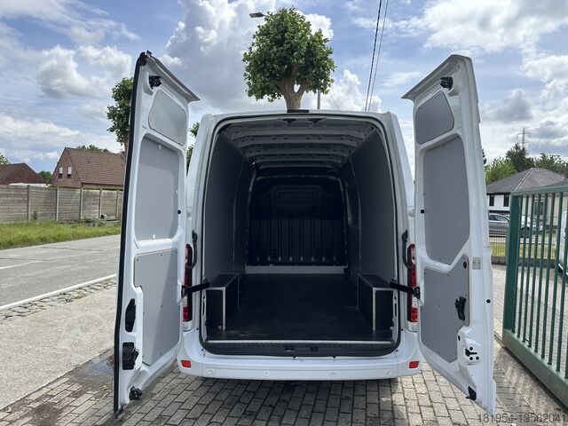 Langer Kastenwagen Renault master 2.3dci 150pk L3H2 grand comfort
