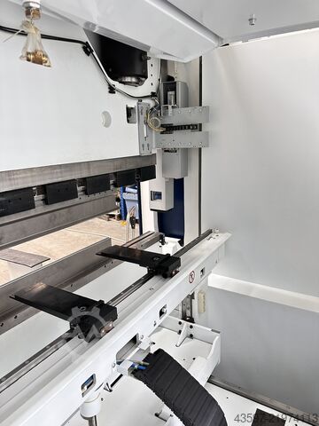 Press brake TRUMPF Trubend 3066 ( B26)