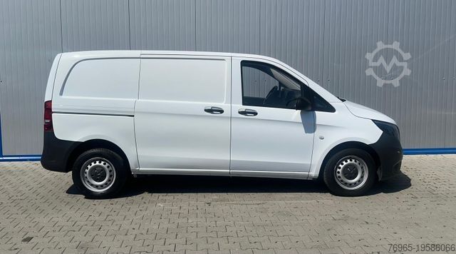 Panel van MERCEDES-BENZ Vito 109 KOMPAKT 6-G KAMERA NAVI PDC 3-SITZE AHK