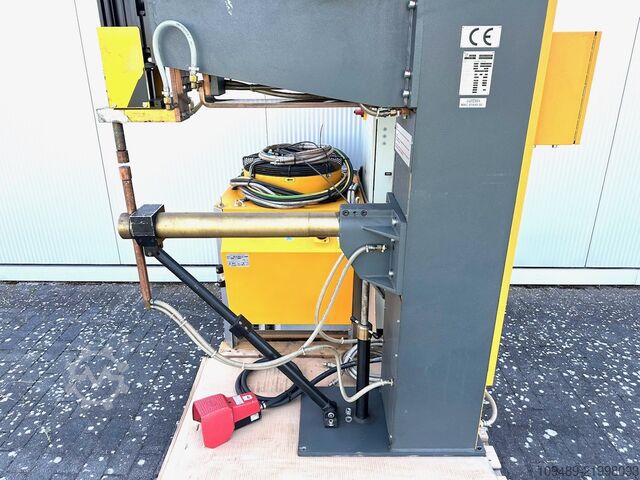 Spot welding machine/ARO PAN 160 ARO PAN 160/Kühlblock&Steuerschrank