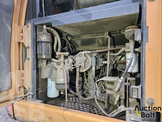 Raupenbagger Case CX 210 D