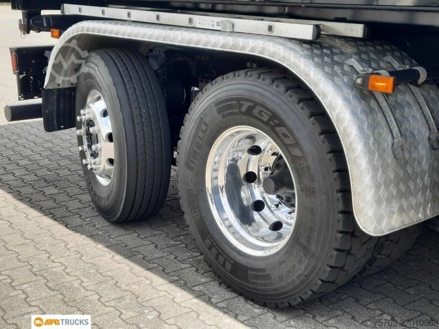 Three-sided tipper truck SCANIA S 660 V8 6X2*4 Kipper Kran Lenkachse Retarder