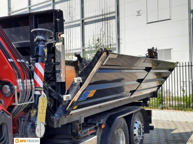 Tipper truck SCANIA S 660 V8 6X2*4 Kipper Kran Lenkachse Retarder