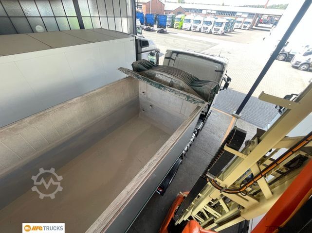 Tipper semitrailer CARNEHL Alu-Kipper 31 cbm e-Schiebeverdeck Lift Alu
