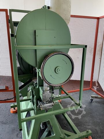Punching machine Universal 
