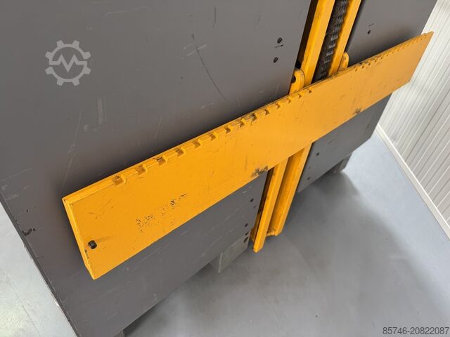 EKS 210 - Drahtführung !! PSA!! DOPPELTE Lenkung!! Triplex FFL JUNGHEINRICH EKS 210 - Wire Guidance !! PSA !! DOUBLE steering !! Triplex FFL