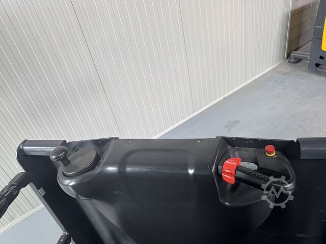 V 10 / * DOPPELTE Lenkung !! LINDE V 10 / * DOUBLE steering !!