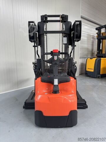 SWE 140 S - mit PALETTENWECHSLER!! TOYOTA SWE 140 S - with PALLETCHANGER !!