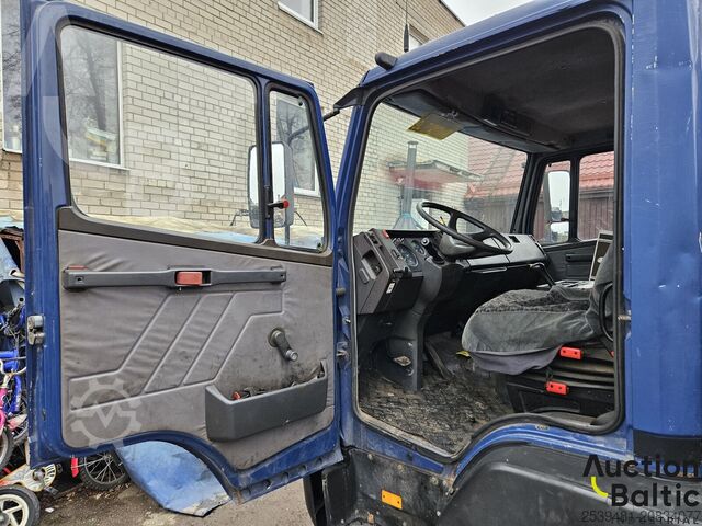 Kipper Mercedes-Benz 814