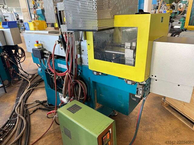Injection  Molding Machine DR. BOY 22 D