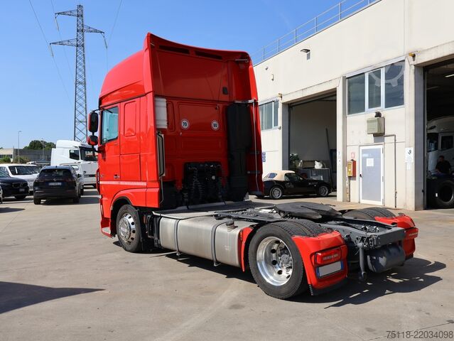 Volume tractor unit DAF XF 510 FT - LOW DECK