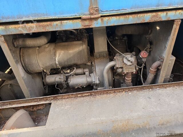 Refrigerant compressor DEUTZ F2L912