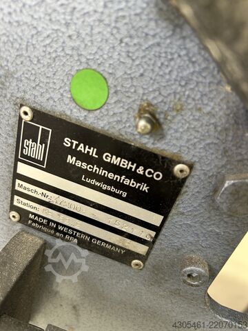 Folding machine Stahl T50/4-KB-F Folding Machine
