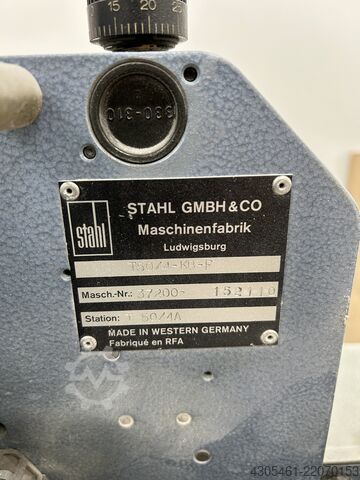 Folding machine Stahl T50/4-KB-F Folding Machine