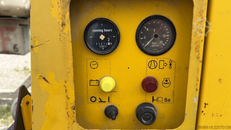 Screw compressor Atlas Copco XAS 55