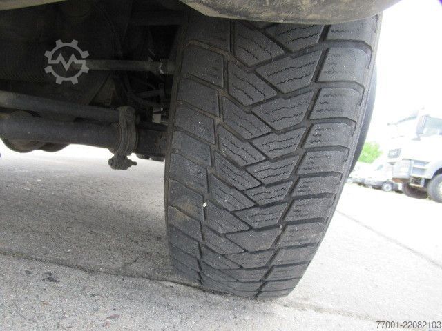 Box van IVECO 70C18HA8 / Hi-Matic / Klima / Tempomat