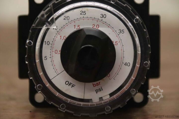 Pressure regulator Wilkerson R21-C4-L00 B