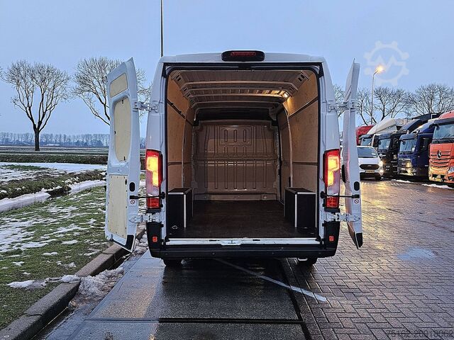 High-roof van CITROEN JUMPER 2.2 L4H2 Maxi Airco