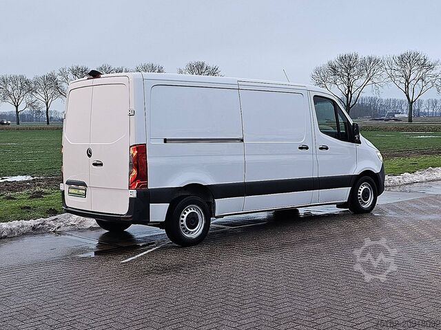 High-roof van MERCEDES-BENZ SPRINTER 314 L2H1 LED Automaat