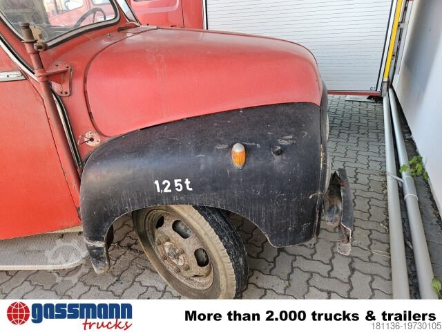 Fire truck Opel LF8, Blitz, Oldtimer Feuerwehr,