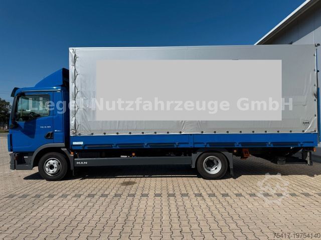 Flatbed truck with tarp MAN TGL 8.190 4x2 BL*LBW*Navi*Kamera*Motorbremse