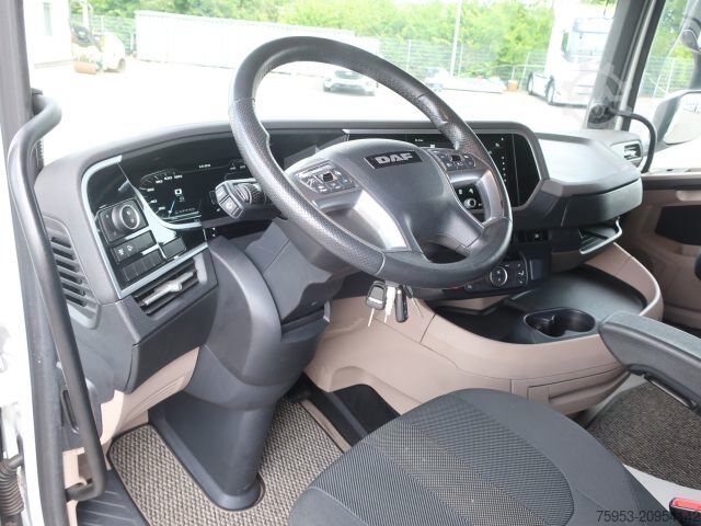 Standard tractor unit DAF XG 530 FT Standklima Intarder