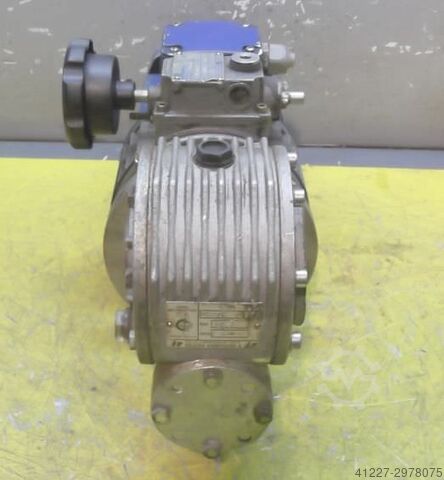 Adjustable gear motor 0.37 kW 22.5-133 rpm MOTOVARIO NK/005/F
