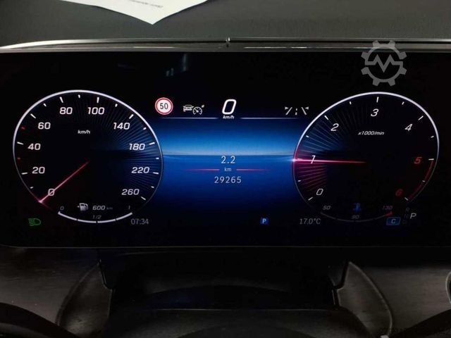 Minibus MERCEDES-BENZ V 300 d extralang 4MATIC AVANTGARDE 360°KAMERA