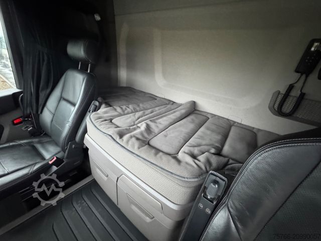 Beverage truck SCANIA R 500 / 2 x LBW / LENKACHSE / KOMPLETTZUG