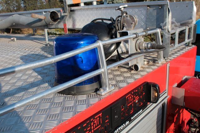 Sonstige MAN 12.232 FA 4x4 TLF 16/24 * 8 Gang Schaltgetriebe*