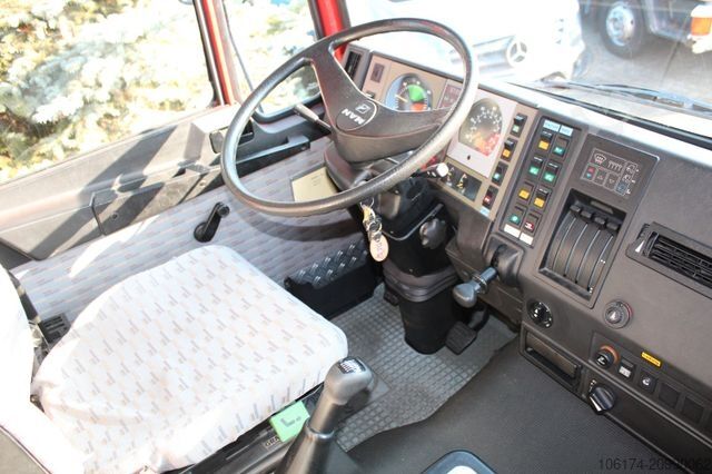 Sonstige MAN 12.232 FA 4x4 TLF 16/24 * 8 Gang Schaltgetriebe*