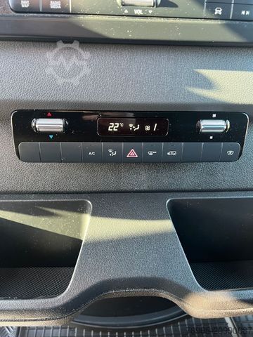 Panel van MERCEDES-BENZ Sprinter 314 AUTOMATIK NAVI TOTWINKEL KAMERA LED