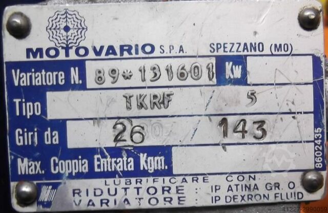 Regelbarer Getriebemotor 0,37 kW 26-143 U/min Motovario TKRF/5