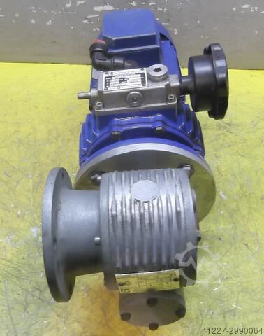 Adjustable gear motor 0.37 kW 19-140 rpm MOTOVARIO MRV05FI
