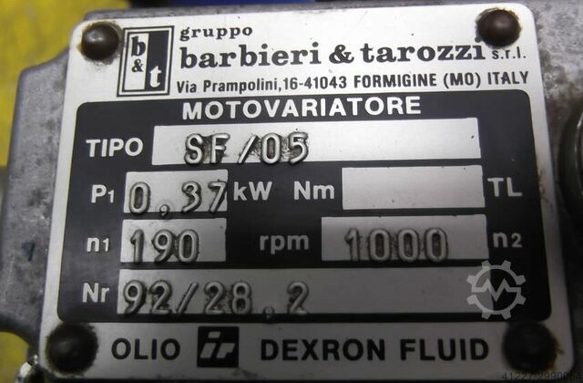 Adjustable gear motor 0.37 kW 19-140 rpm MOTOVARIO MRV05FI