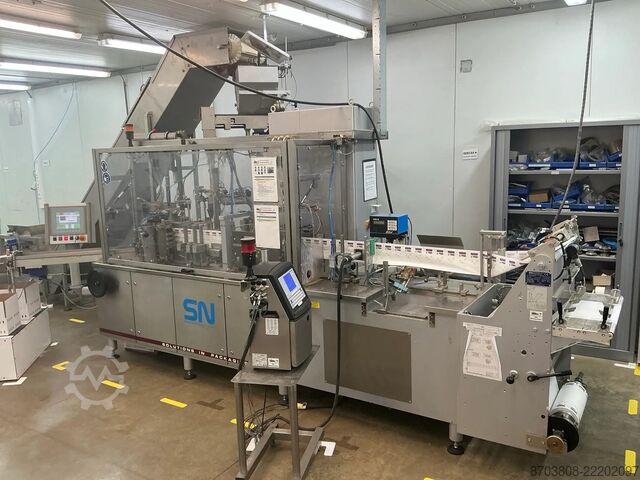 2-head sachet machine with four-side seal SN Packaging Machines FM1