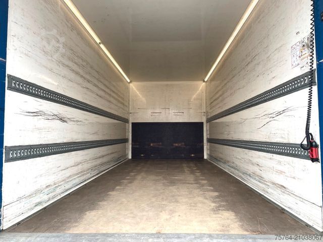 Box truck MAN TGL 12.220 / 6,10m Junge Koffer / LBW / AHK
