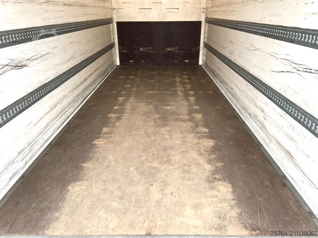 Box truck MAN TGL 12.220 / 6,10m Junge Koffer / LBW / AHK