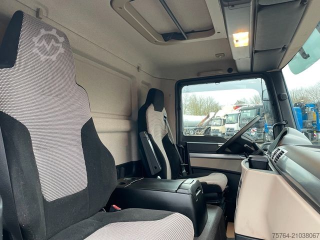 Box truck MAN TGL 12.220 / 6,10m Junge Koffer / LBW / AHK