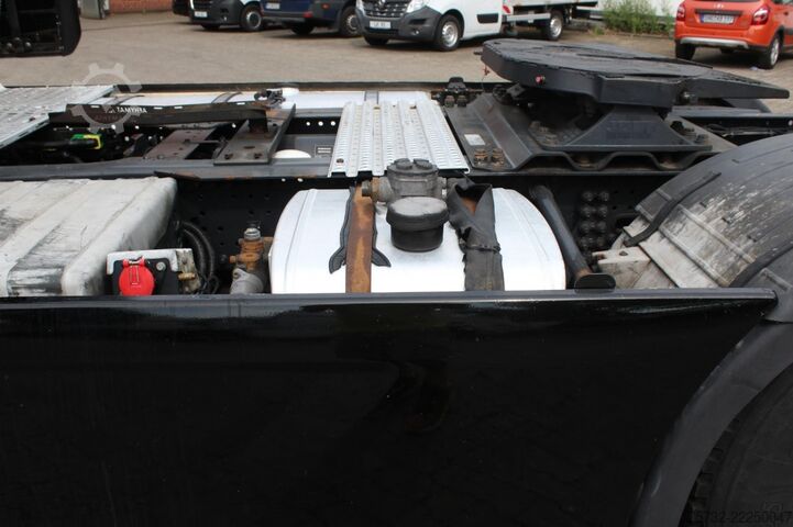 Standard tractor unit Iveco S-Way 480 Retarder 2Tank Navi Kühlbox Hydraulik