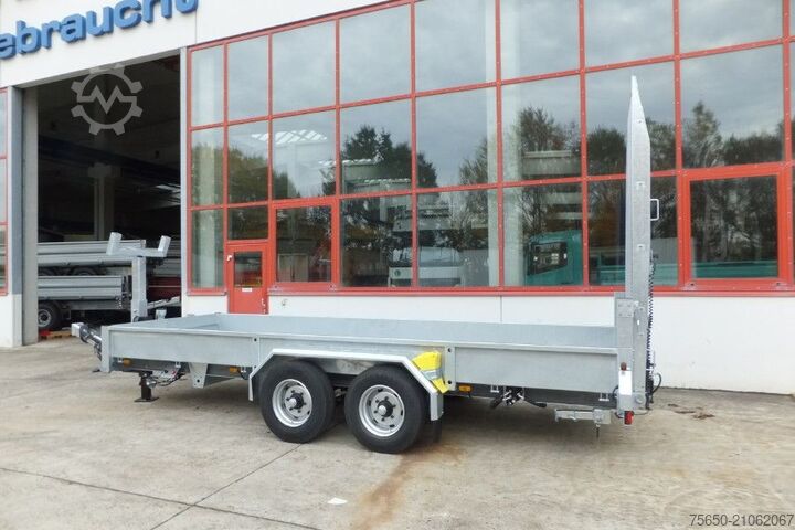 Tieflader Anhänger Möslein TT 11-E6x2  Tieflader für Fräsen breiten Rampen, Neu