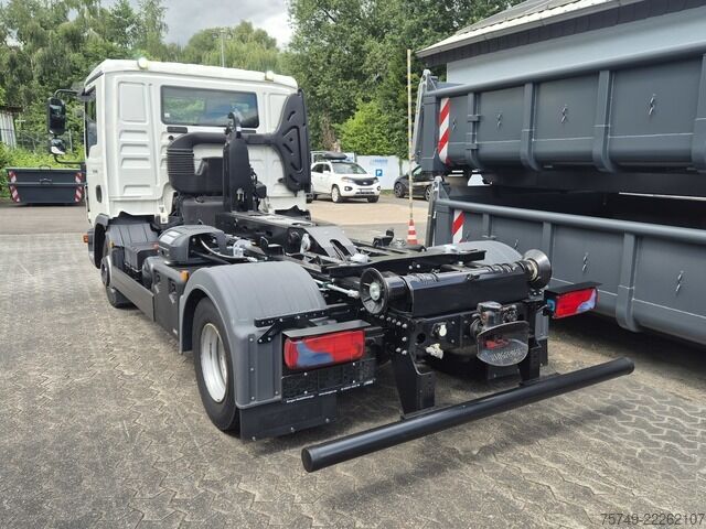 Roll-off tipper truck man TGL 12.220 BL City Abrollkipper  AHK Euro 6