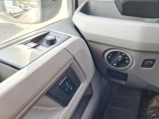 Kastenwagen hoch VW Crafter 35 Kasten TDI MR hoch NAVI KLIMA TEMPOMAT