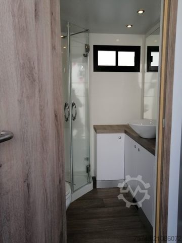 Viehtransporter LKW MERCEDES-BENZ Actros 2651 AKX  Pop-Out,  6 Pferde